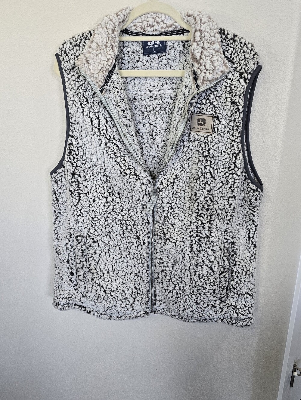 John Deere Sherpa Vest Jacket Cozy Oatmeal Heathered Black Fleece Full Zip Men L - Picture 14 of 16